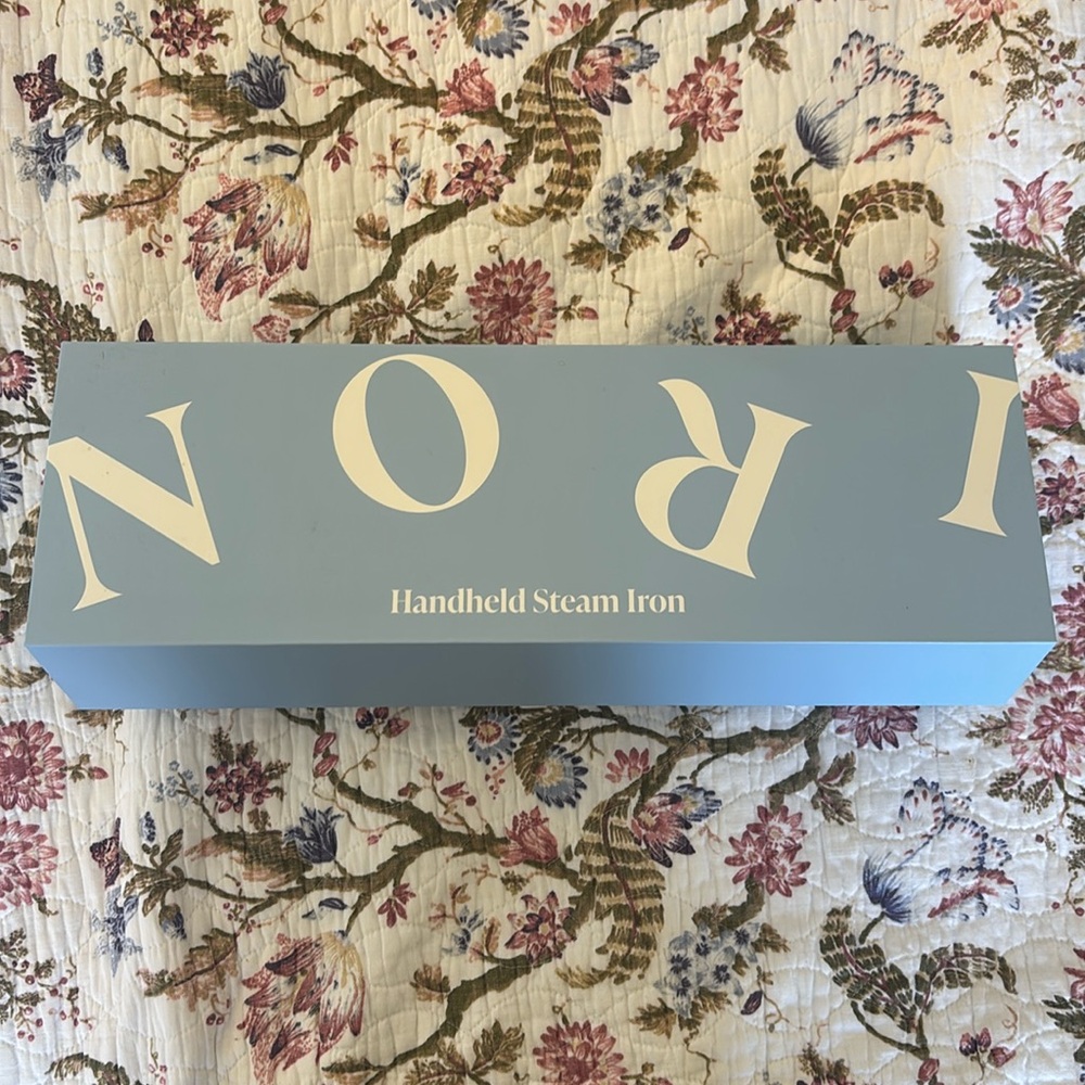 NORI steam iron